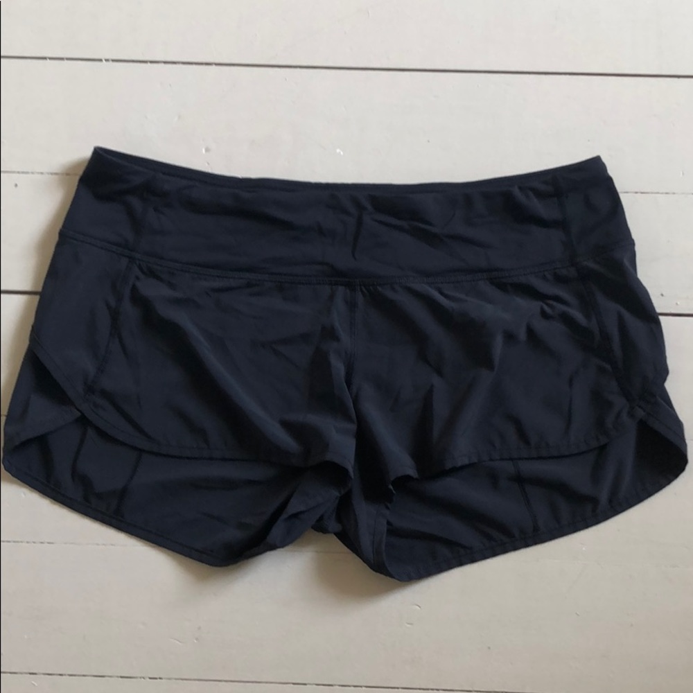 Lulu lemon black speed up short
